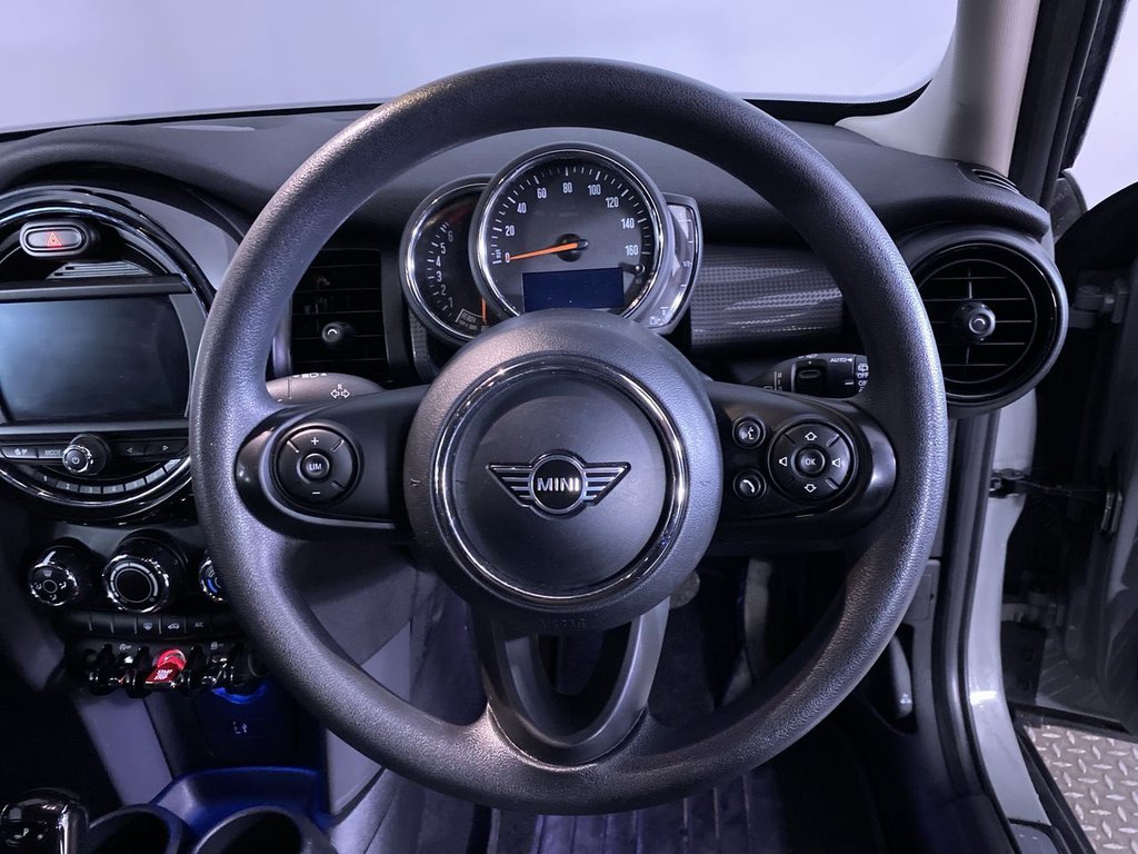 Used MINI Hatch 2019 for sale - 76783912: Photo 16