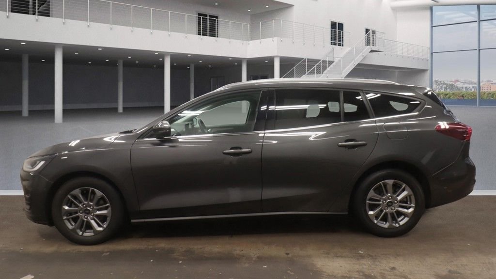 Used Ford Focus 2023 for sale - 76417522: Photo 6