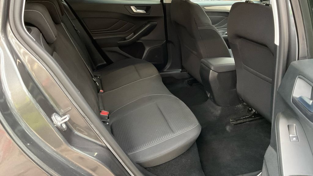 Used Ford Focus 2023 for sale - 76417522: Photo 8