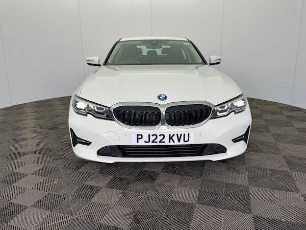 Used BMW 3 Series 2022 for sale - 76256427: Photo 2