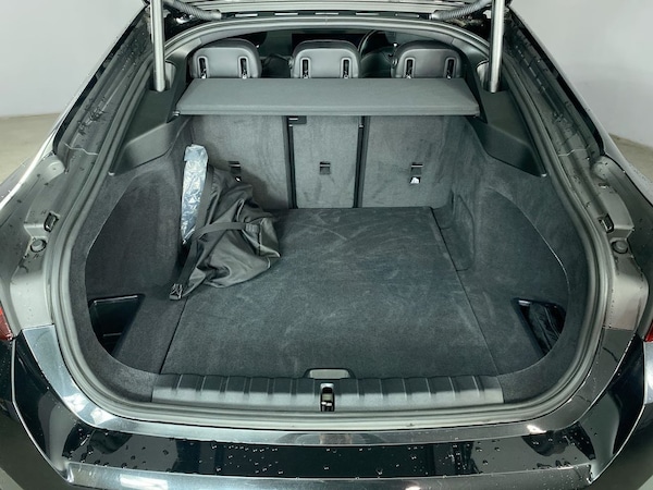 Used BMW i4 2022 for sale - 75122522: Photo 13