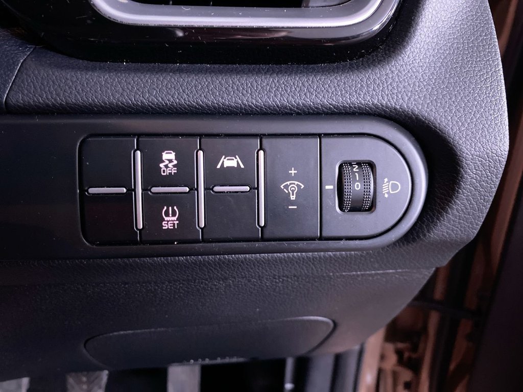 Used Kia Ceed 2023 for sale - 75653648: Photo 25