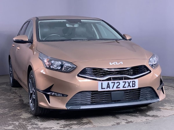 Used Kia Ceed 2023 for sale - 75653648: Photo 2