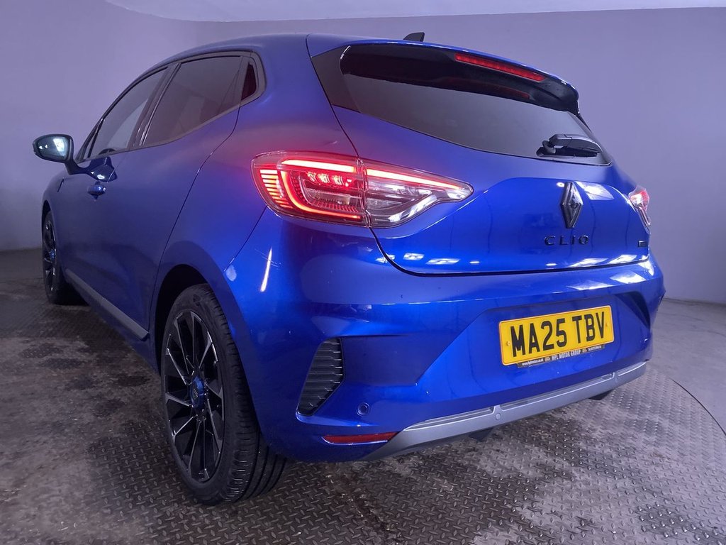 Used Renault Clio 2025 for sale - 76570352: Photo 14