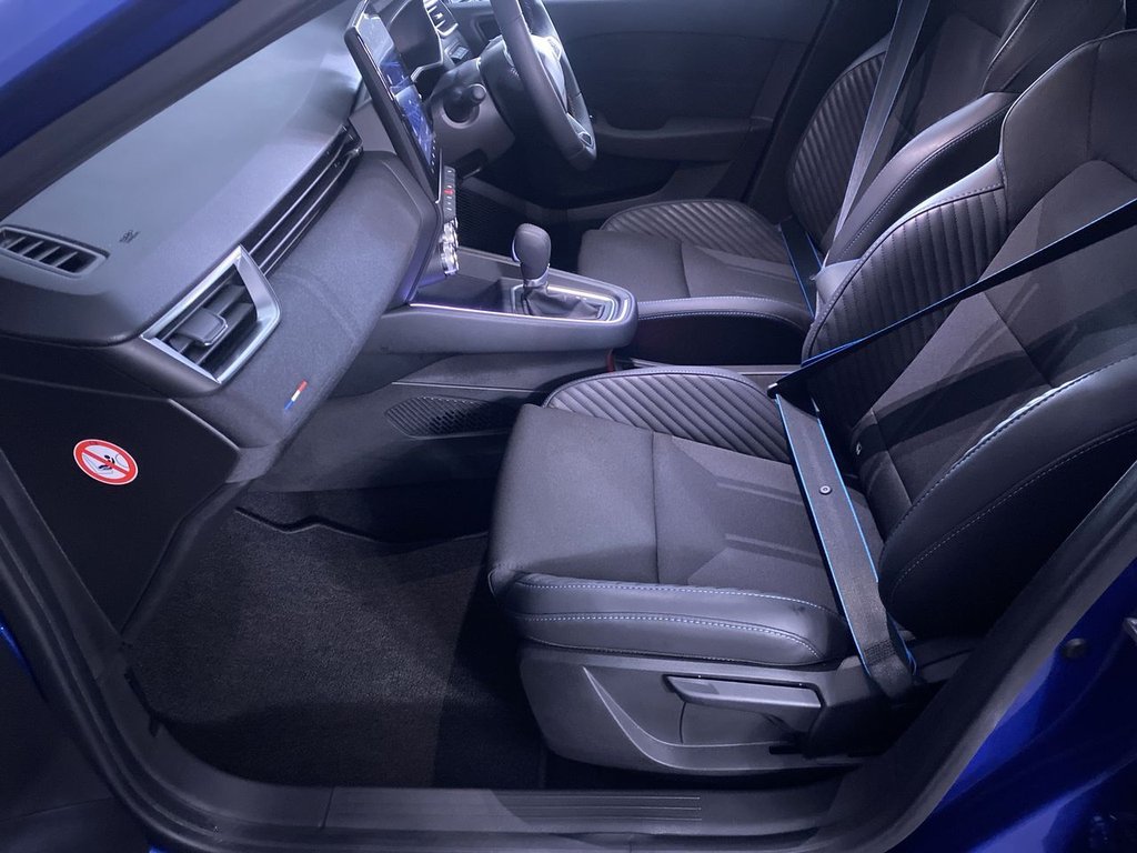 Used Renault Clio 2025 for sale - 76570352: Photo 17