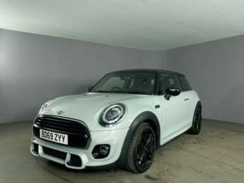 Used MINI Hatch 2019 for sale - 75038127: Photo