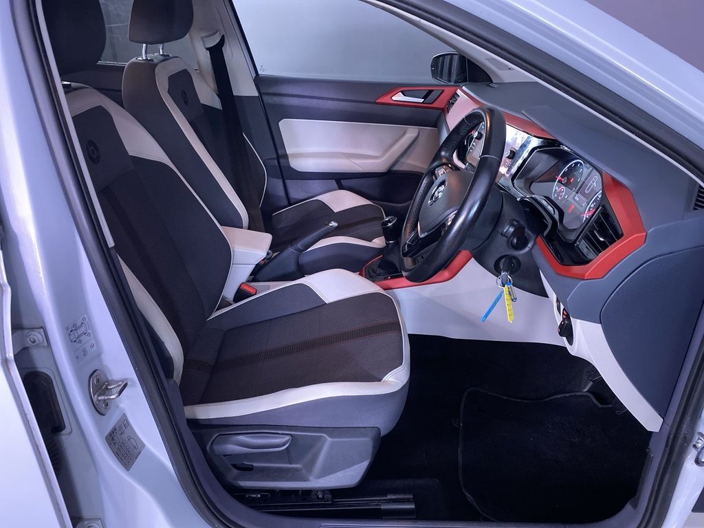 Used Volkswagen Polo 2018 for sale - 76632606: Photo 15