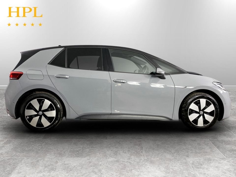 Used Volkswagen ID.3 2023 for sale - 77463632: Photo 8
