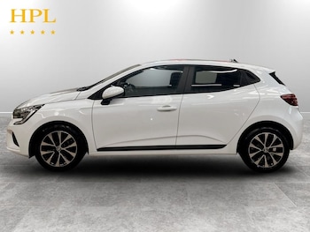 Used Renault Clio 2021 for sale - 78768745: Photo