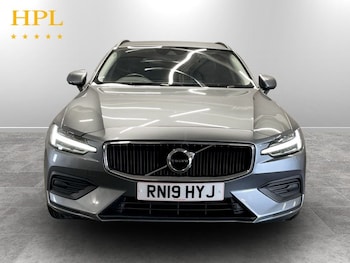 Used Volvo V60 2019 for sale - 79129081: Photo