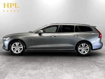 Used Volvo V60 2019 for sale - 79129081: Photo