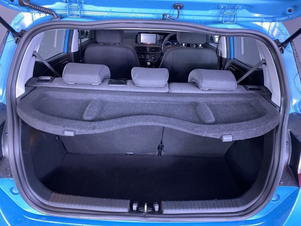 Used Hyundai i10 2022 for sale - 76496597: Photo 13