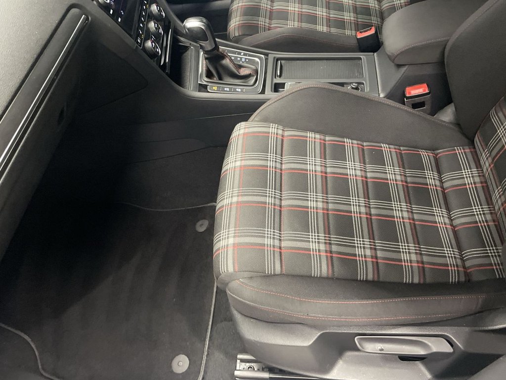 Used Volkswagen Golf 2019 for sale - 77498427: Photo 17