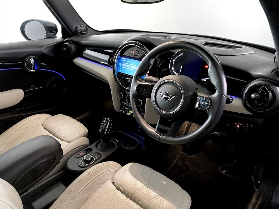 Used MINI Electric Hatch 2023 for sale - 77990854: Photo 12