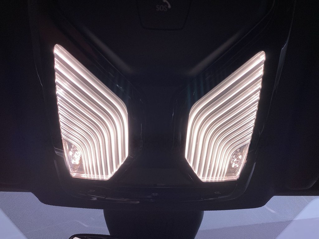 Used BMW i4 2022 for sale - 77302365: Photo 25