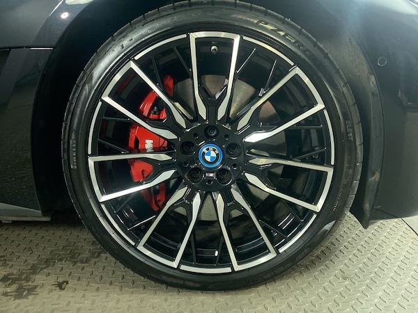 Used BMW i4 2023 for sale - 75286977: Photo 12