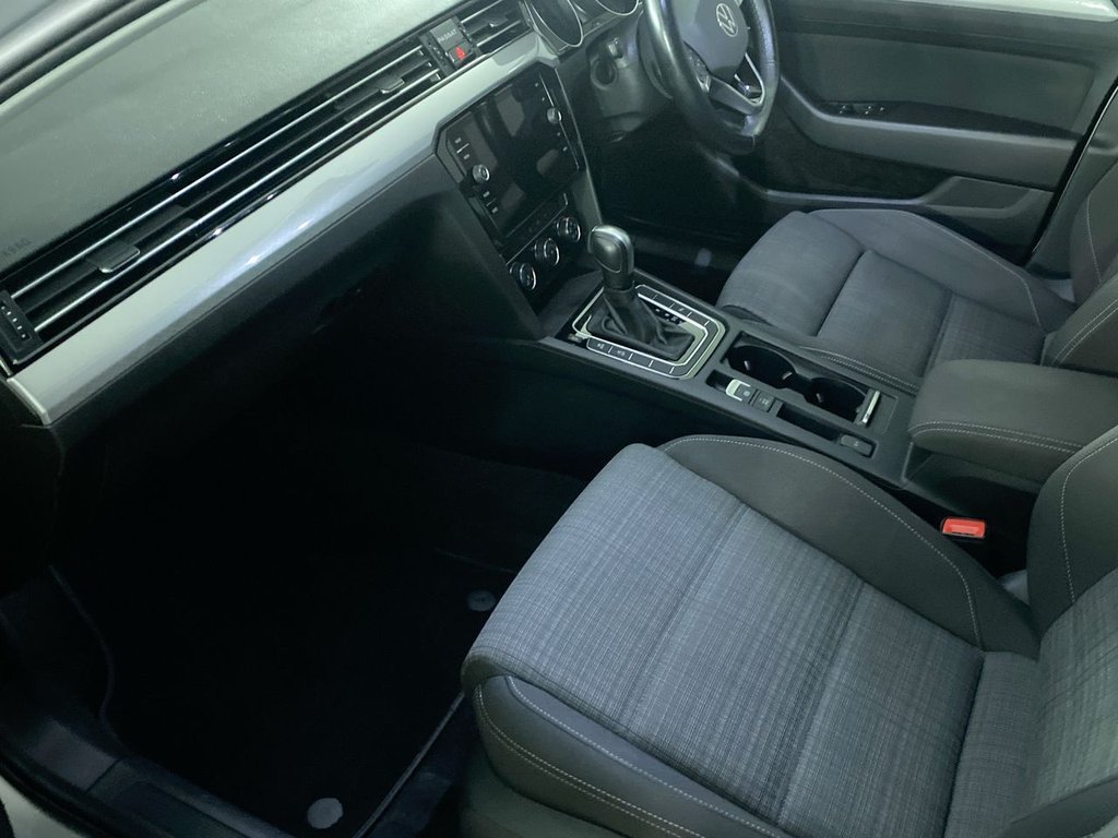 Used Volkswagen Passat 2021 for sale - 76410330: Photo 17