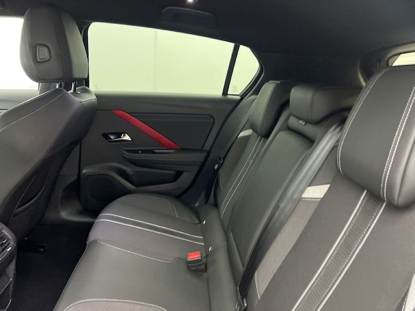 Used Vauxhall Astra 2022 for sale - 76235910: Photo 7