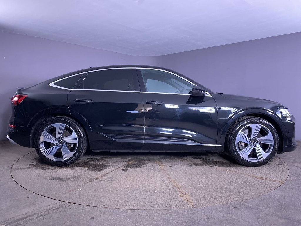 Used Audi e-tron 2023 for sale - 77498809: Photo 16