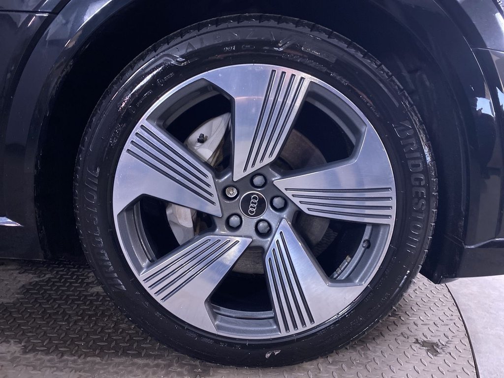 Used Audi e-tron 2023 for sale - 77498809: Photo 19