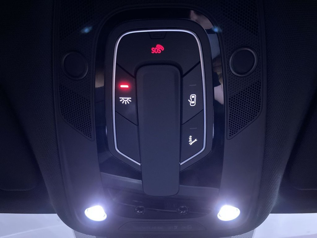 Used Audi e-tron 2023 for sale - 77498809: Photo 25