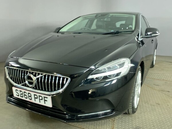 Used Volvo V40 2018 for sale - 75596469: Photo 11