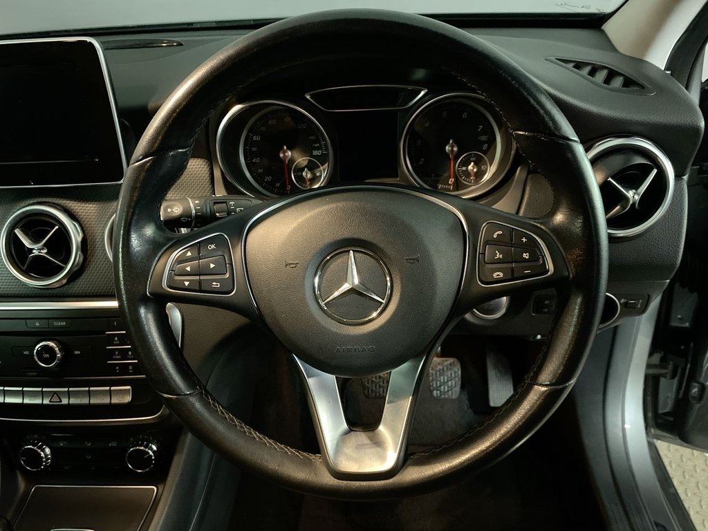 Used Mercedes-Benz GLA 2019 for sale - 75974260: Photo 16