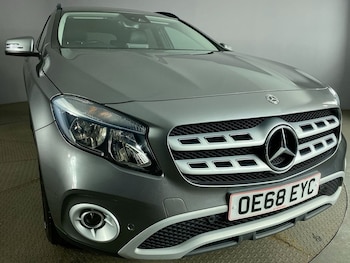 Used Mercedes-Benz GLA 2019 for sale - 75974260: Photo 2