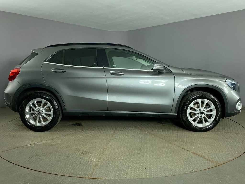 Used Mercedes-Benz GLA 2019 for sale - 75974260: Photo 9