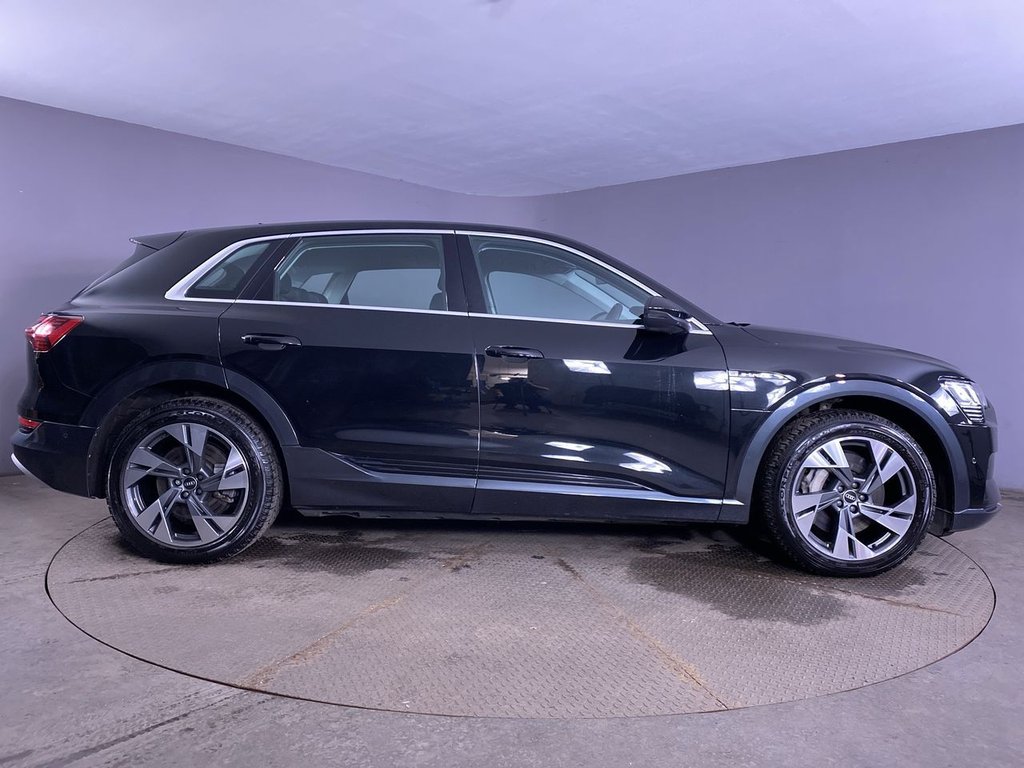 Used Audi e-tron 2021 for sale - 77287932: Photo 9