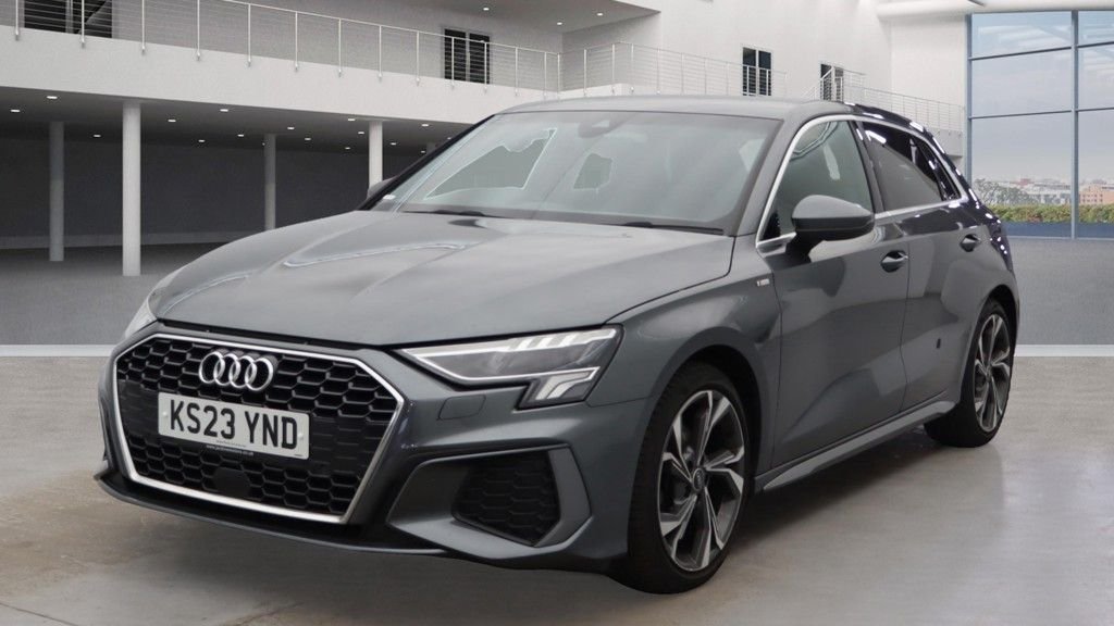 Used Audi A3 2023 for sale - 76333577: Photo 2