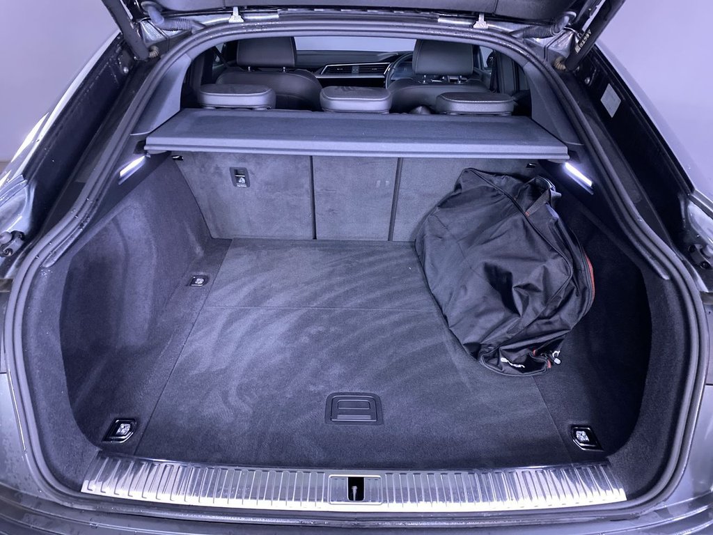 Used Audi e-tron 2022 for sale - 76632083: Photo 13