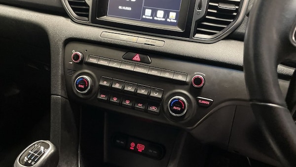 Used Kia Sportage 2018 for sale - 76266718: Photo 23