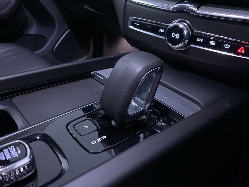 Used Volvo XC60 2023 for sale - 75973943: Photo 21