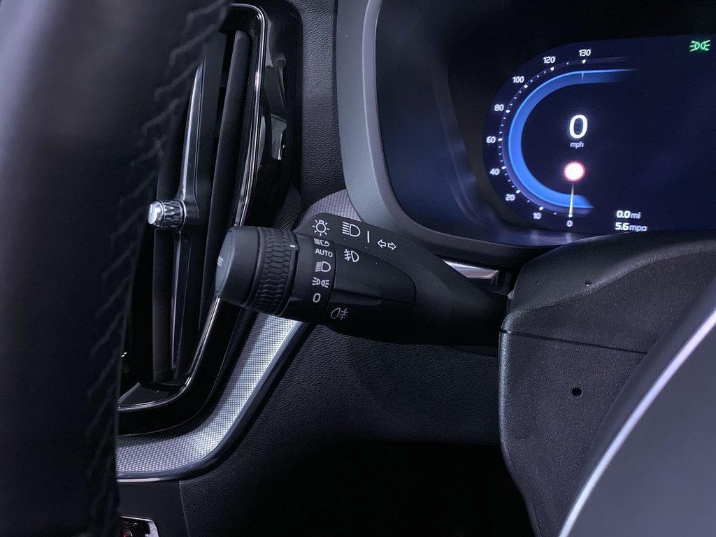 Used Volvo XC60 2023 for sale - 75973943: Photo 23