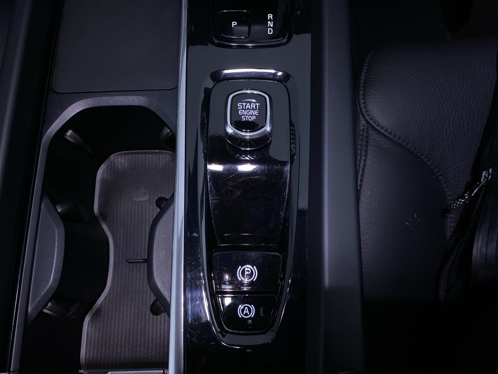 Used Volvo XC60 2023 for sale - 75973943: Photo 25