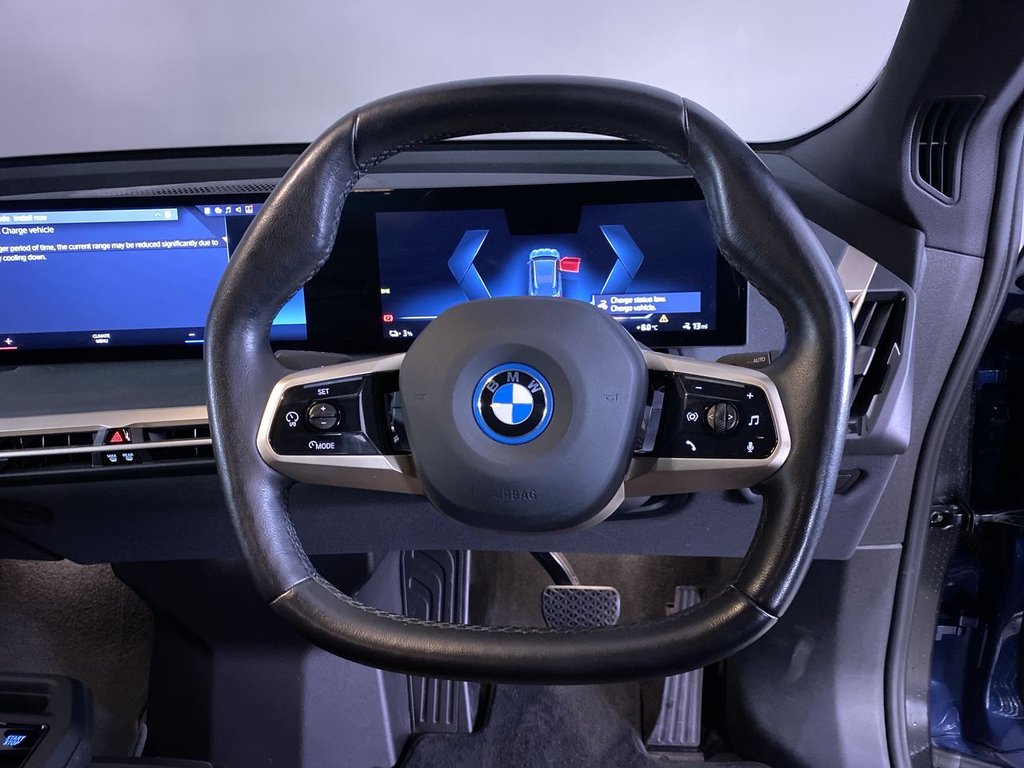 Used BMW iX 2022 for sale - 76632331: Photo 16