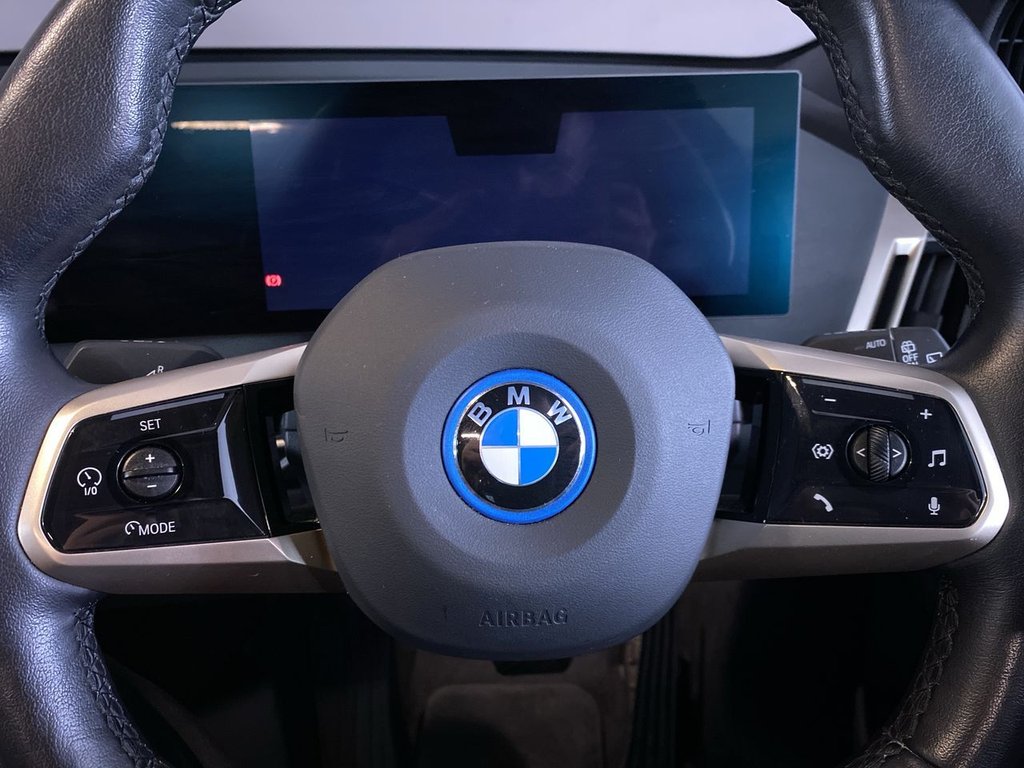 Used BMW iX 2022 for sale - 76632331: Photo 22