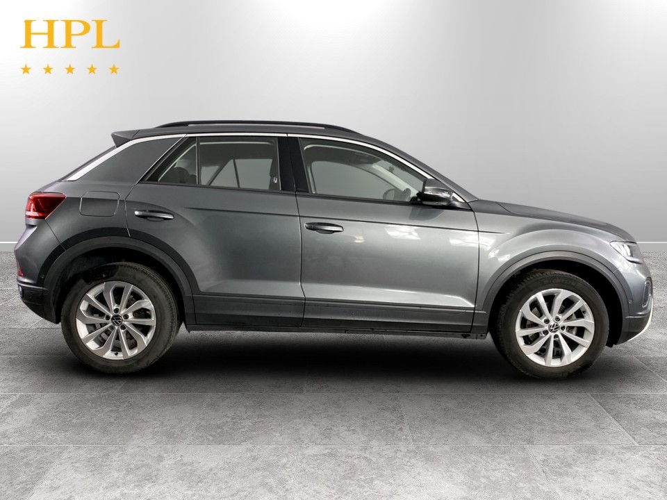 Used Volkswagen T-Roc 2022 for sale - 77507419: Photo 8