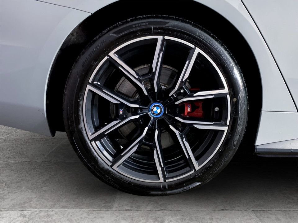 Used BMW i4 2022 for sale - 77748889: Photo 10