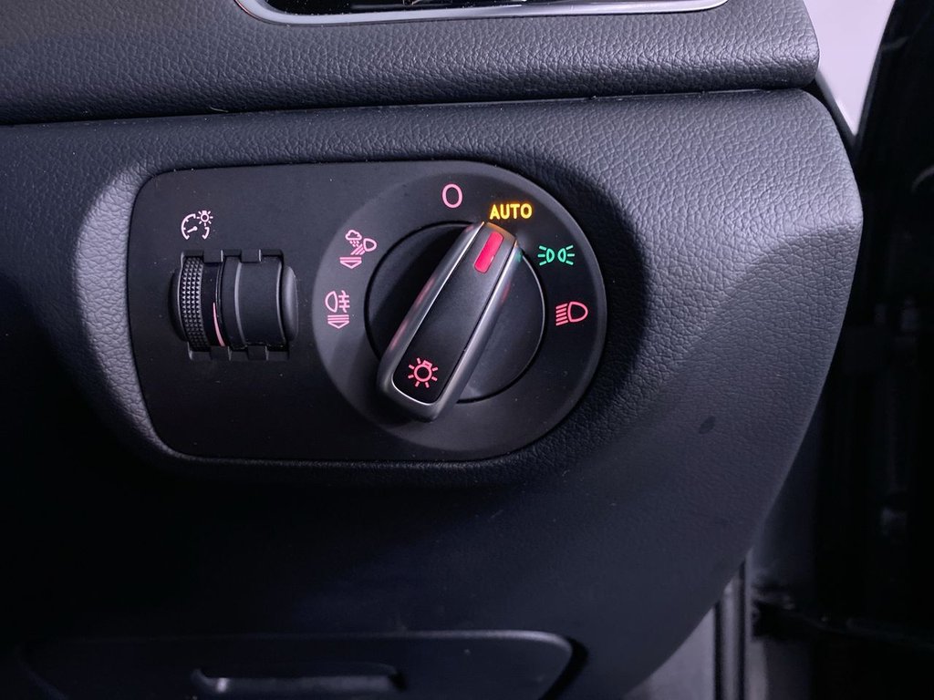 Used Audi Q3 2017 for sale - 76132509: Photo 23