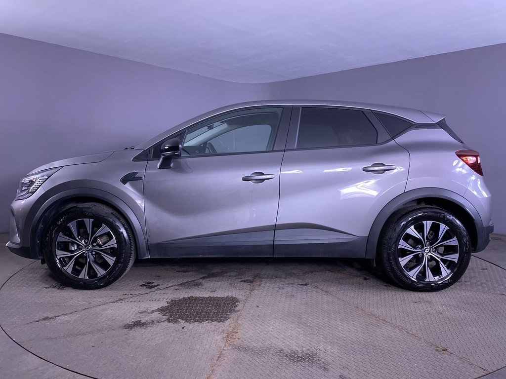 Used Renault Captur 2023 for sale - 76783821: Photo 5