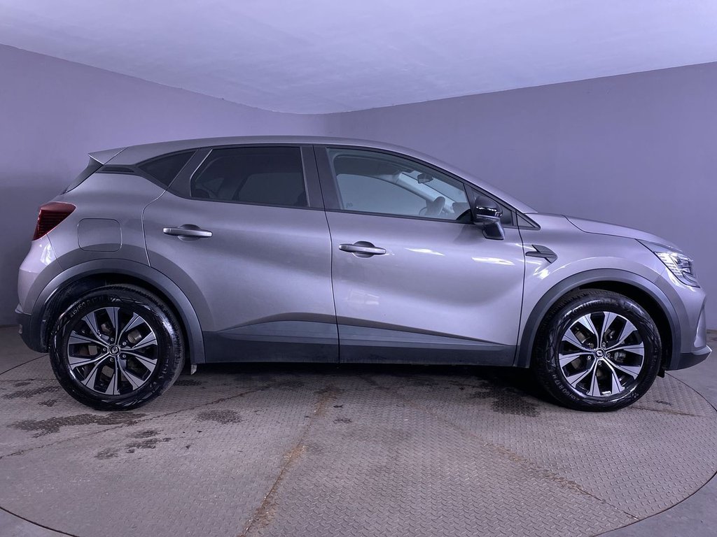 Used Renault Captur 2023 for sale - 76783821: Photo 9