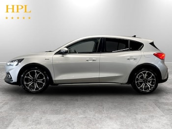 Used Ford Focus 2021 for sale - 78257102: Photo