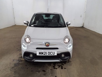 Used Abarth 595 2021 for sale - 76410347: Photo