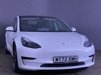 Used Tesla Model 3 2022 for sale - 77558000: Photo