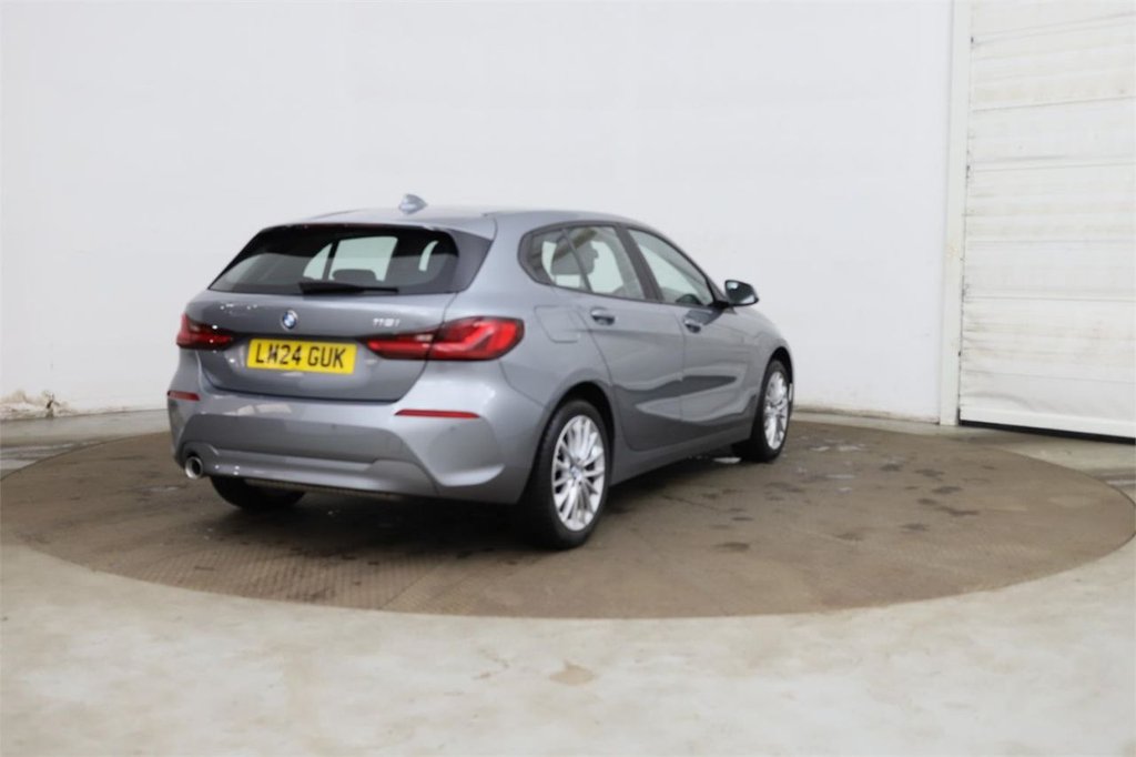Used BMW 1 Series 2024 for sale - 76368070: Photo 2