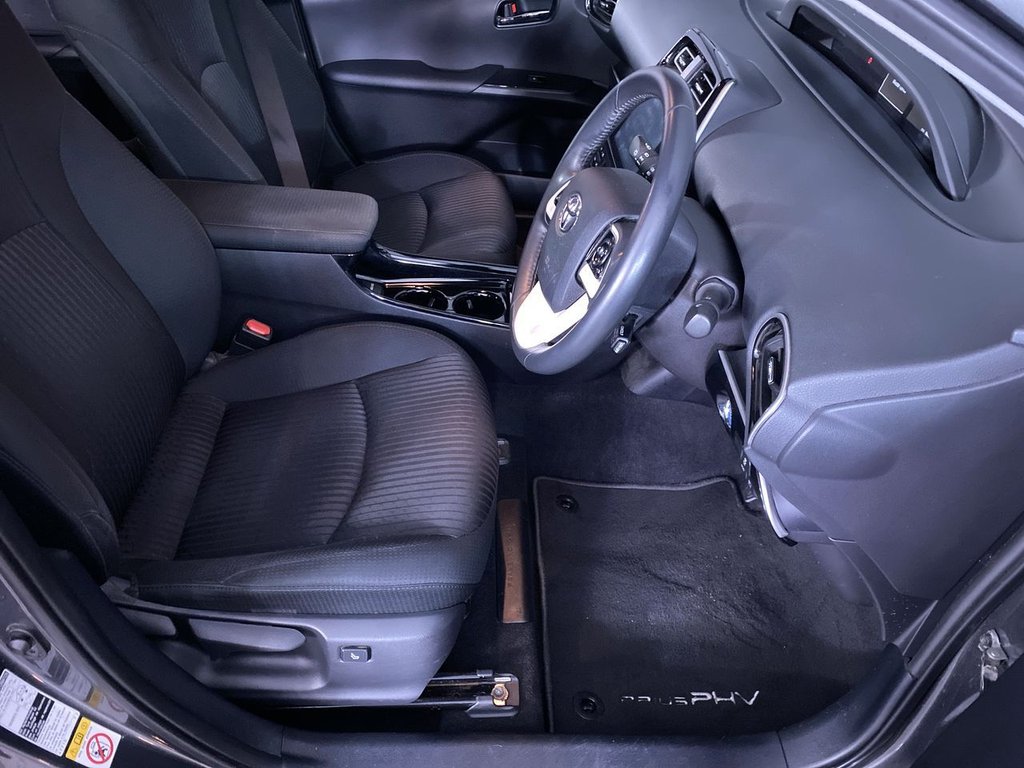 Used Toyota Prius 2018 for sale - 76740498: Photo 15