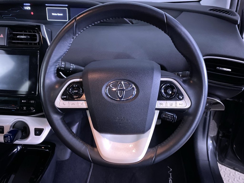 Used Toyota Prius 2018 for sale - 76740498: Photo 16