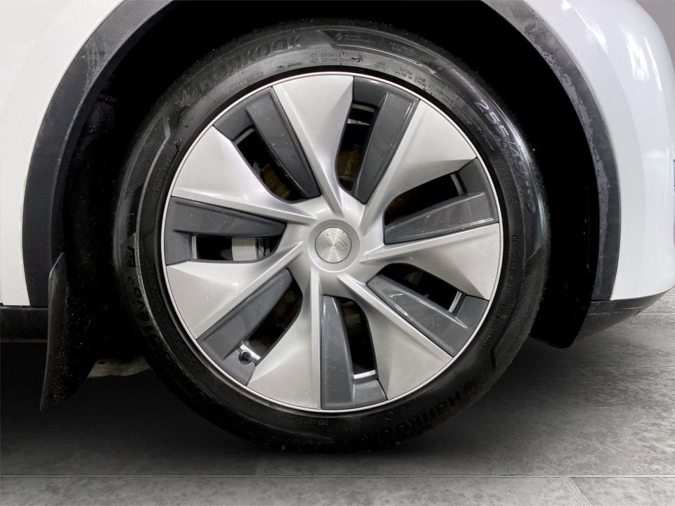 Used Tesla Model Y 2023 for sale - 77608875: Photo 10
